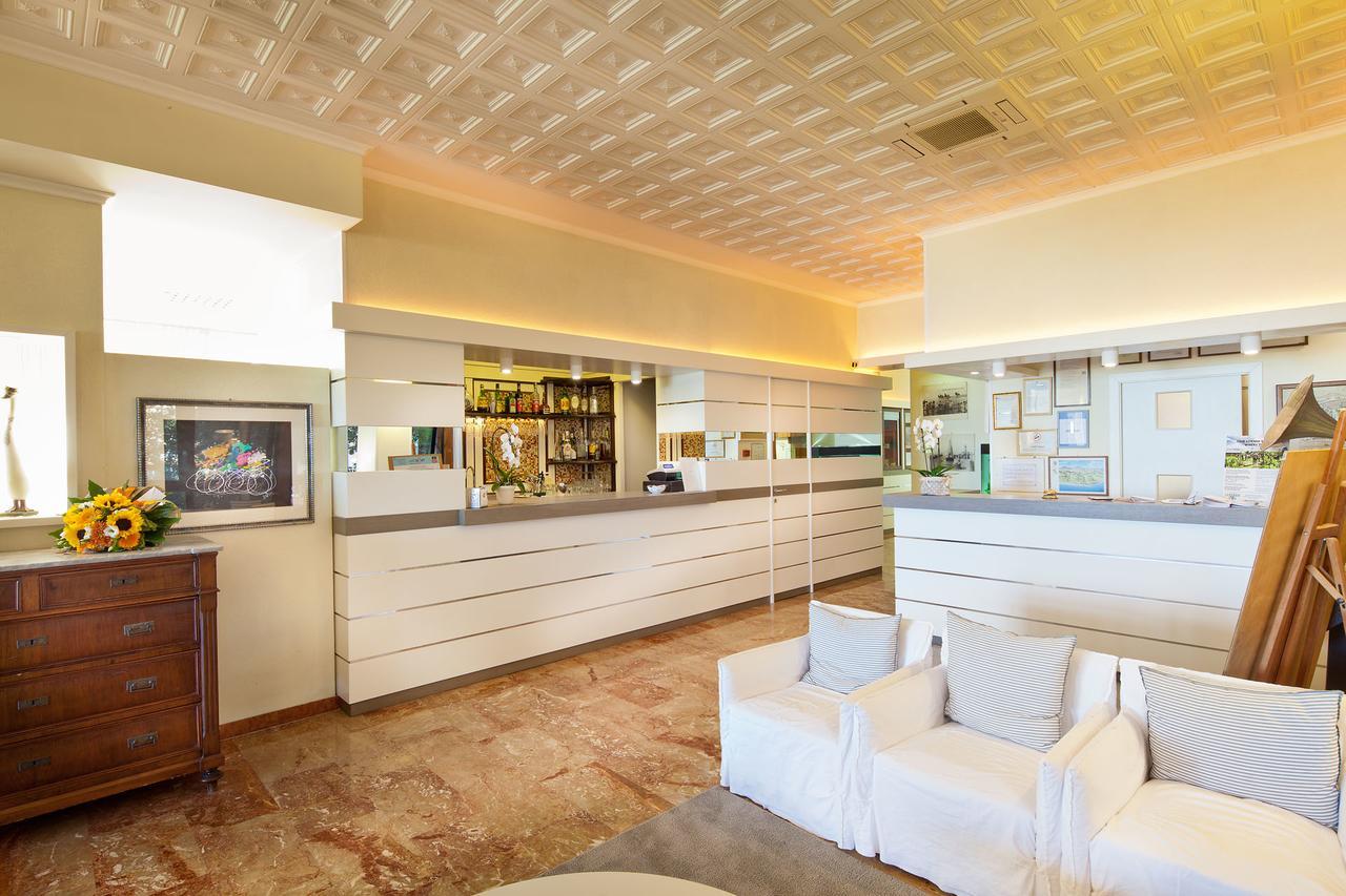 Hotel Beaurivage Fano Zewnętrze zdjęcie