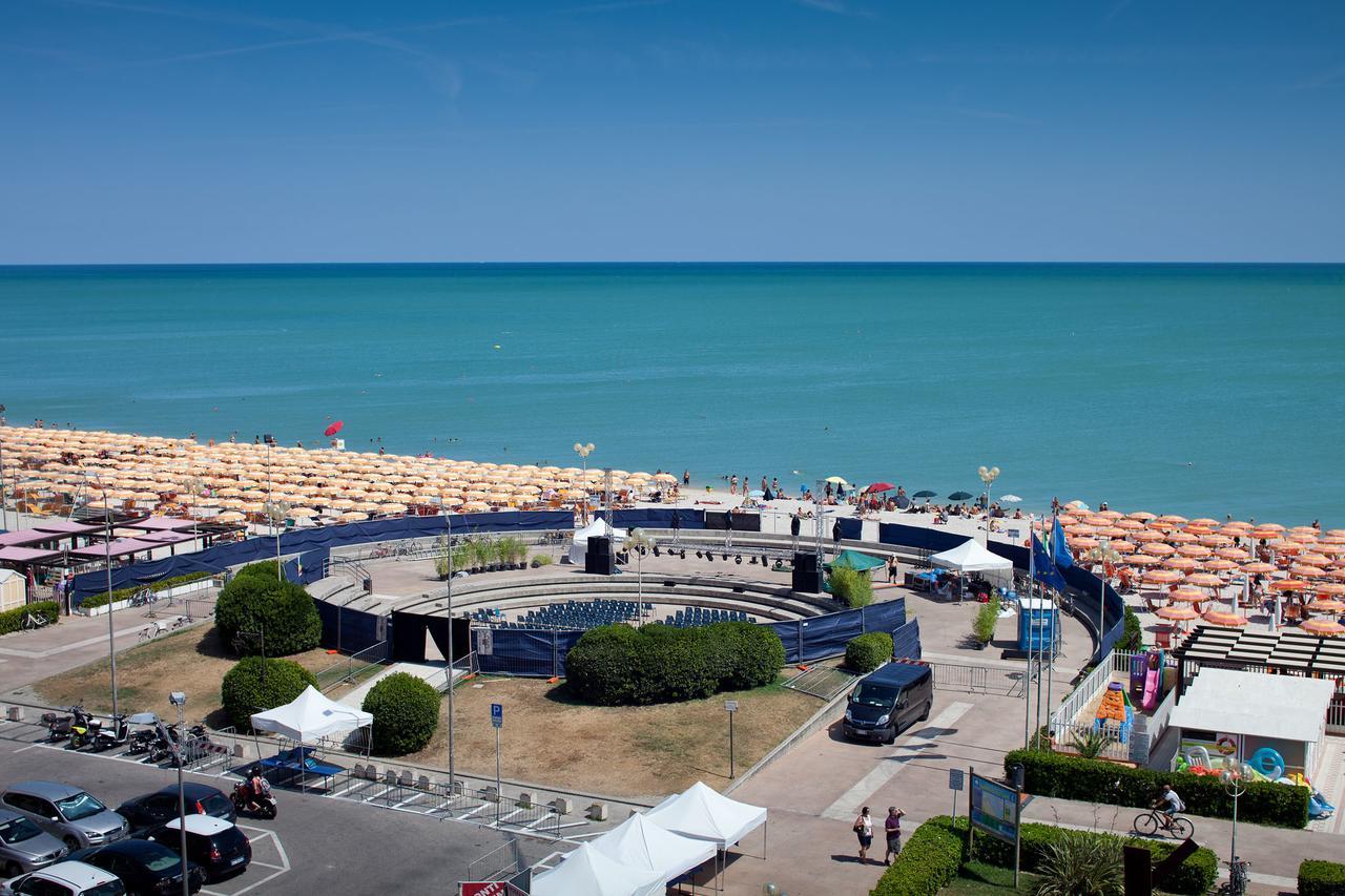 Hotel Beaurivage Fano Zewnętrze zdjęcie